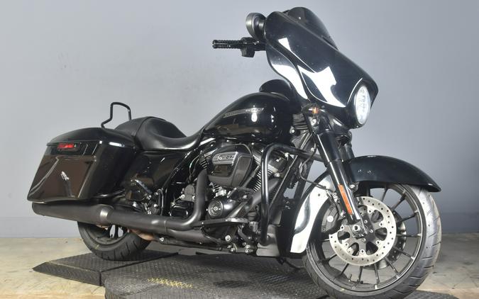 2018 Harley-Davidson Street Glide Special Vivid Black