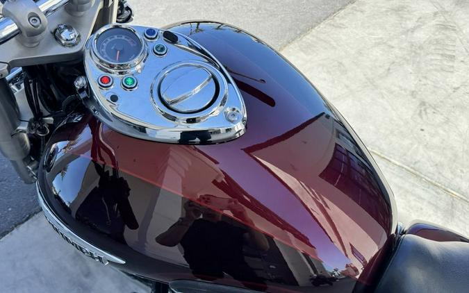 2016 Triumph America Two-Tone