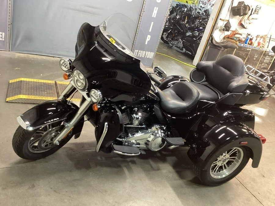 2021 Harley-Davidson® FLHTCUTG - Tri Glide® Ultra