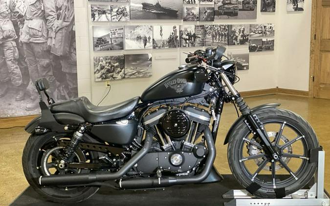 2016 Harley-Davidson Sportster XL883N - Iron 883