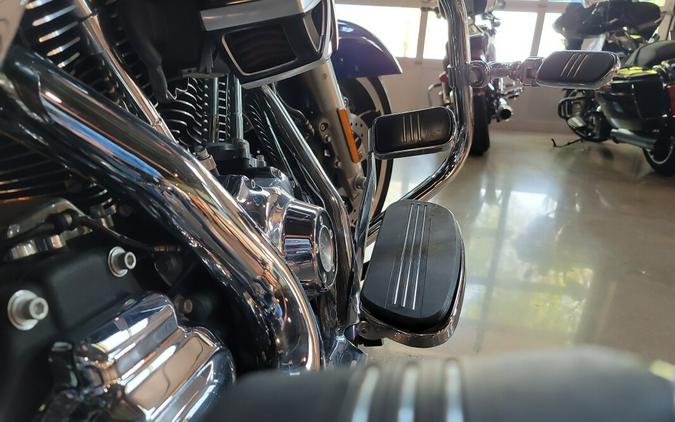 FLHXS 2014 Street Glide® Special
