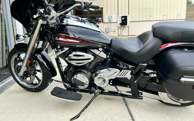 2014 Yamaha V Star 950 Tourer