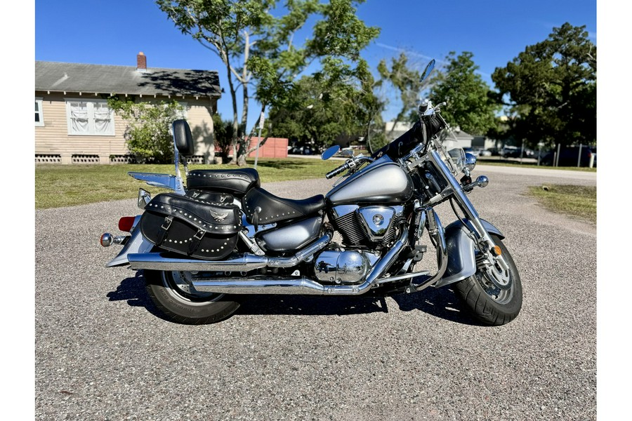 2003 Suzuki Intruder VL1500