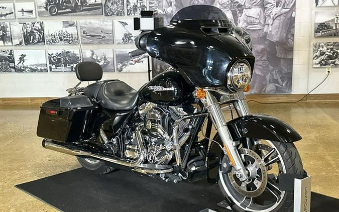 2015 Harley-Davidson FLHX - Street Glide