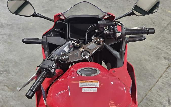 2025 Honda CBR500R ABS