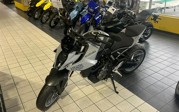 2024 Suzuki GSX 8S