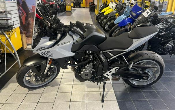 2024 Suzuki GSX 8S