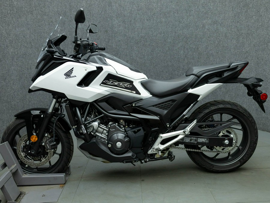 2025 HONDA NC750X W/ABS & DCT