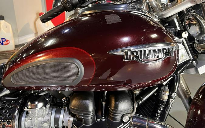 2015 Triumph AMERICA