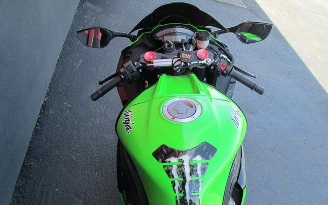 2012 Kawasaki Ninja® ZX™ -10R