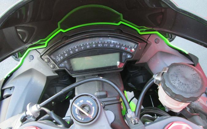 2012 Kawasaki Ninja® ZX™ -10R