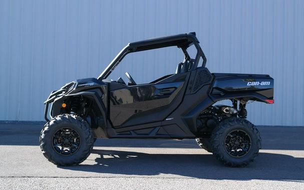 2026 Can-Am® Commander XT 700