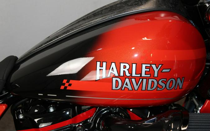 Harley-Davidson® CVO Road Glide ST 2026 FLTRXSTSE 84680373 CITRUS HEAT W/ PINSTRIPE