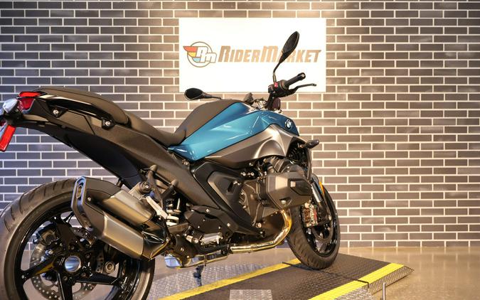2026 BMW R 1300 R