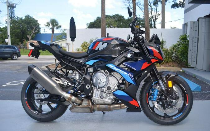 2024 BMW M 1000 R