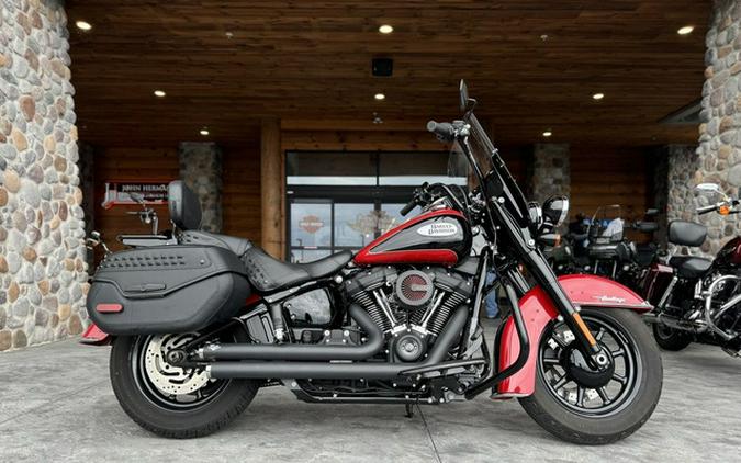 2022 Harley-Davidson Softail FLHCS - Heritage Classic 114