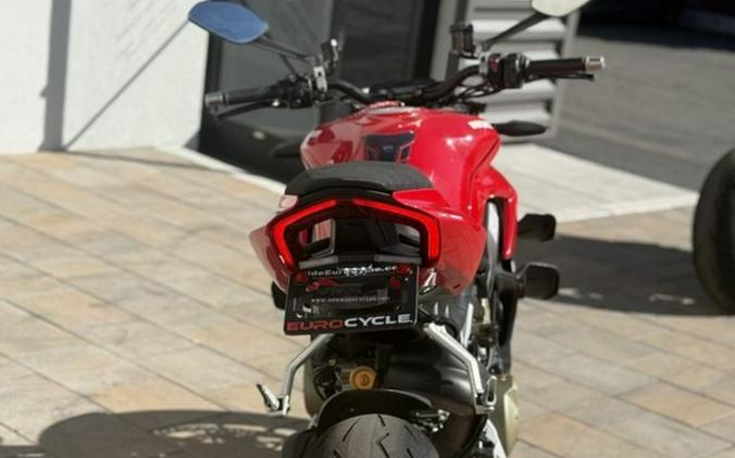 2021 Ducati Streetfighter V4 Ducati Red