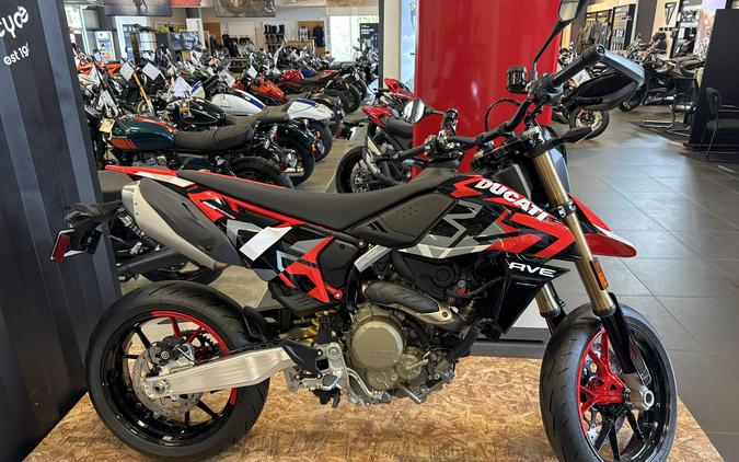 2025 Ducati HYPERMOTARD 698 RVE
