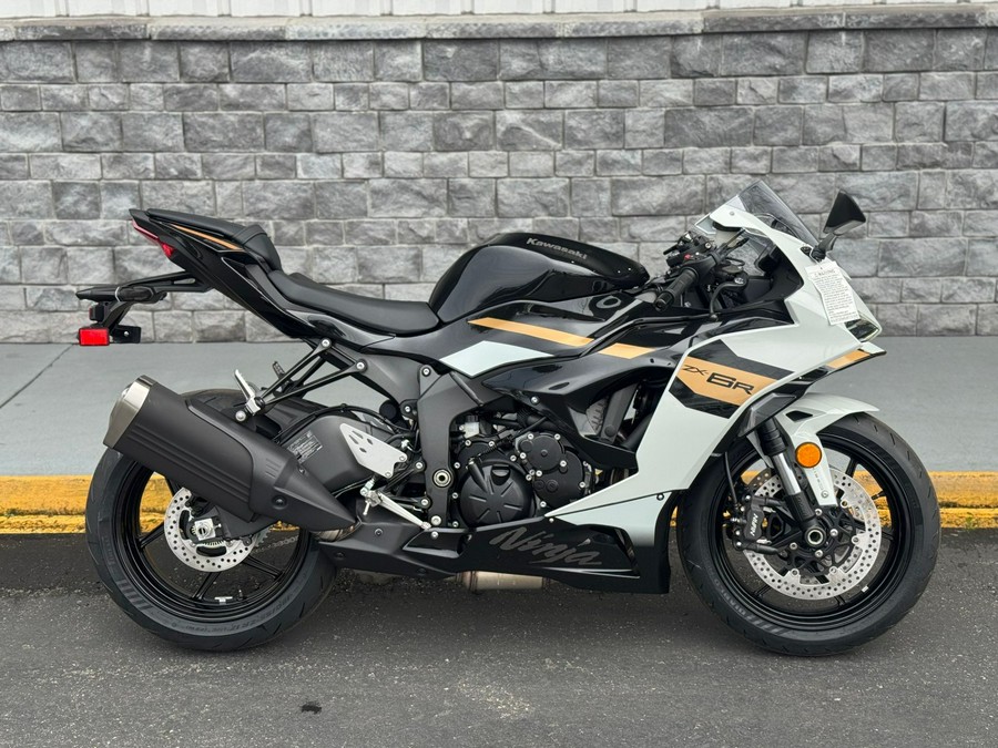2026 Kawasaki NINJA ZX-6R ABS