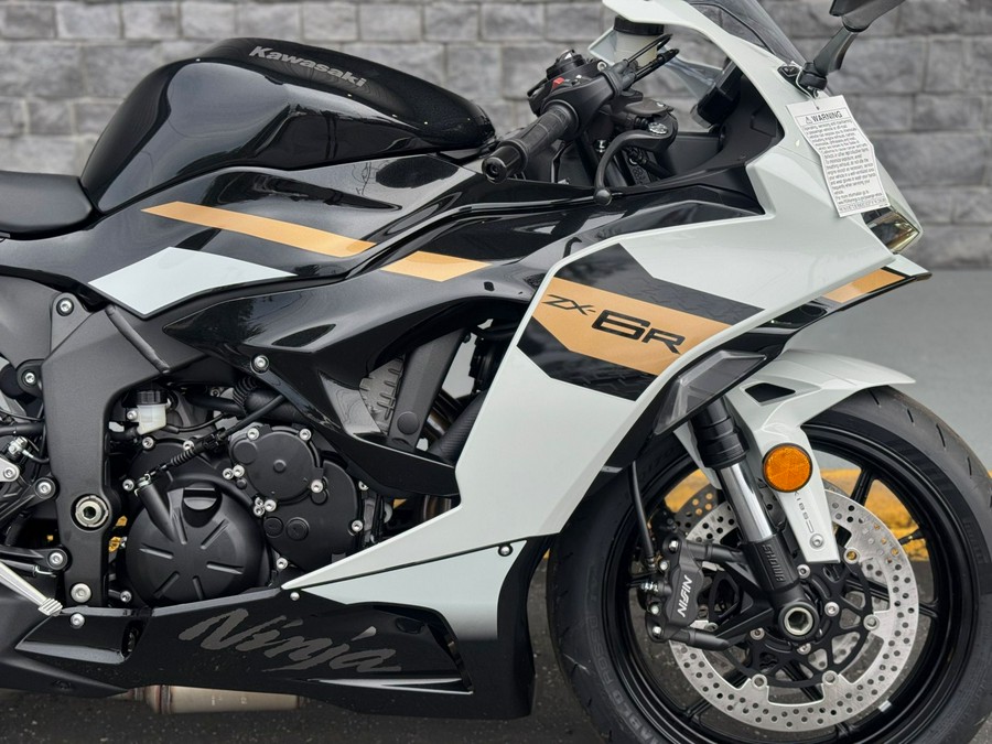 2026 Kawasaki NINJA ZX-6R ABS