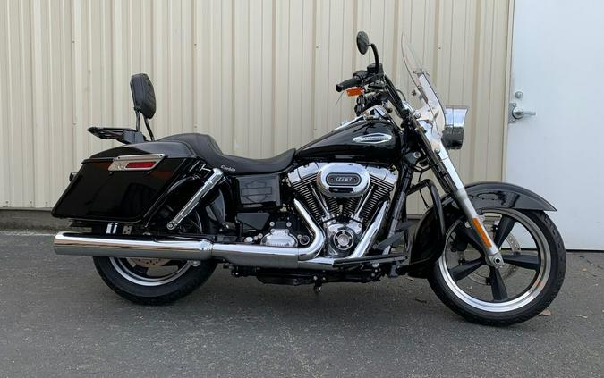2016 Harley-Davidson® FLD - Dyna® Switchback™