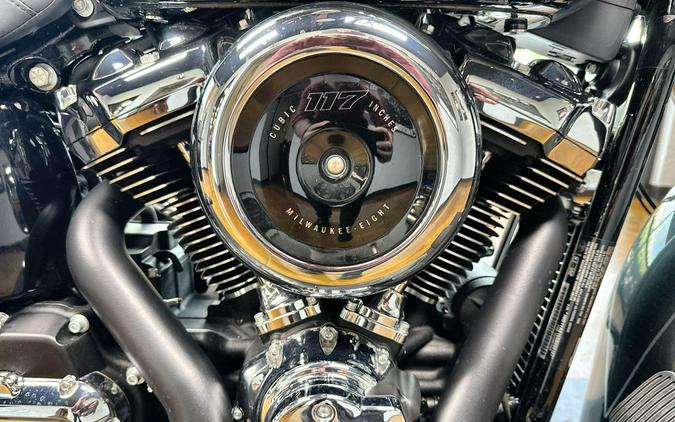 2025 Harley-Davidson® Heritage Classic Iron Horse Metallic Black Trim
