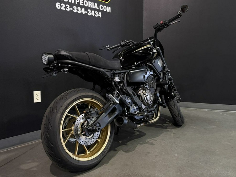 2025 Yamaha XSR 700