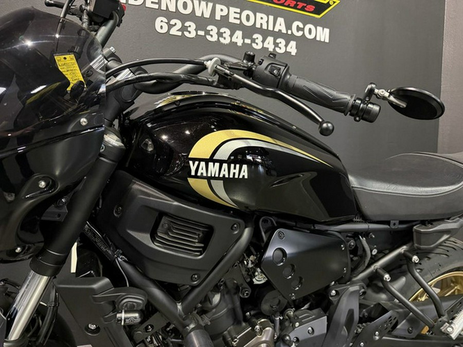 2025 Yamaha XSR 700