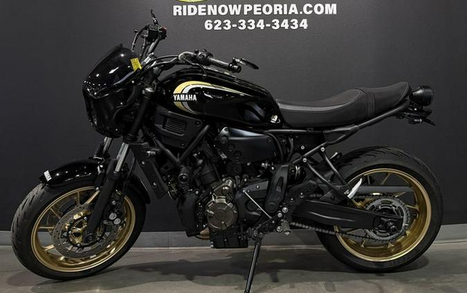 2025 Yamaha XSR 700