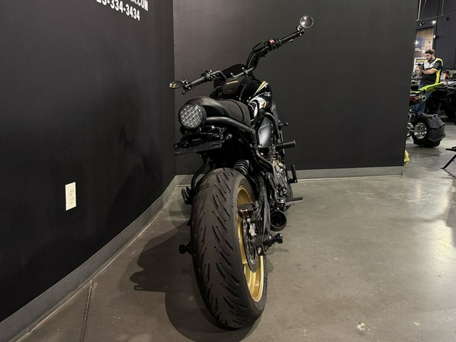2025 Yamaha XSR 700
