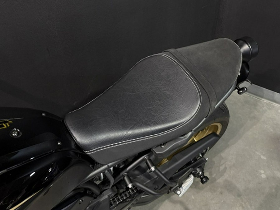 2025 Yamaha XSR 700