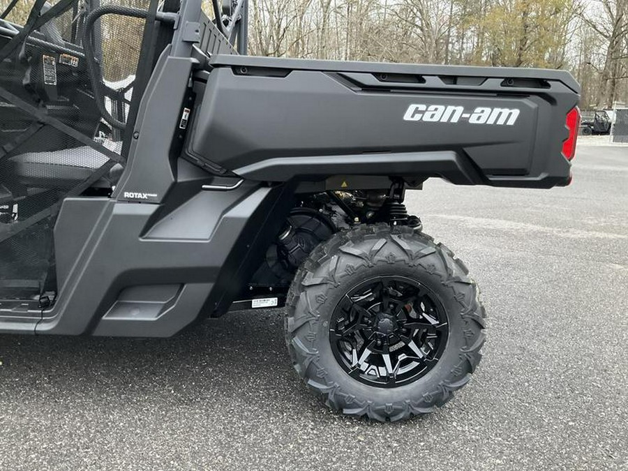 2024 Can-Am® Defender MAX DPS HD9 Timeless Black