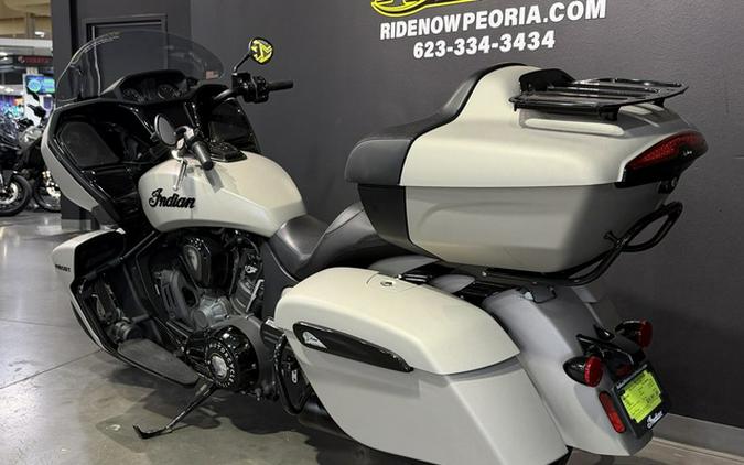 2023 Indian Pursuit Dark Horse Silver Quartz Smoke