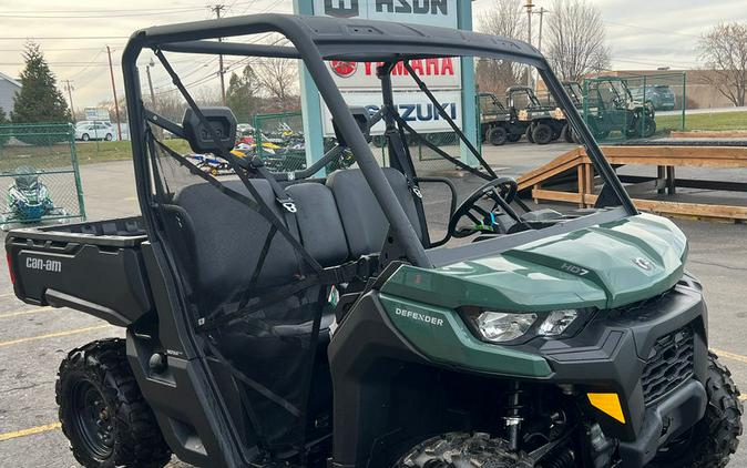 2024 Can-Am® Defender DPS HD7 Tundra Green