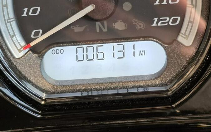 2020 Harley-Davidson® Ultra Limited Vivid Black - Black Finish FLHTK