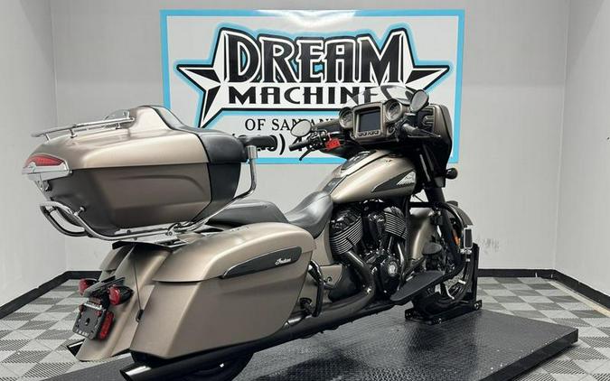 2019 Indian Motorcycle® Chieftain Dark Horse® Bronze Smoke