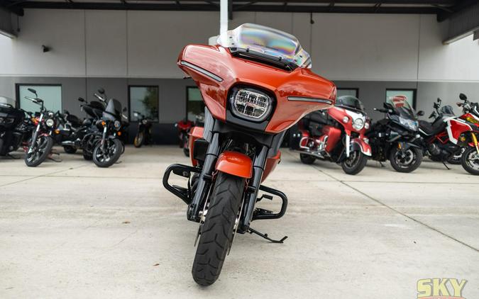 2024 HARLEY Street Glide Base