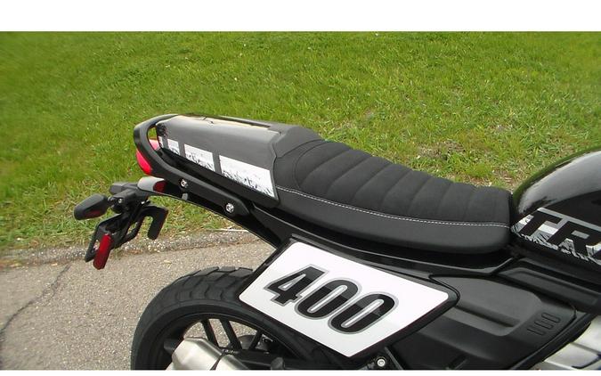 2027 Street Tracker 400 - Triumph