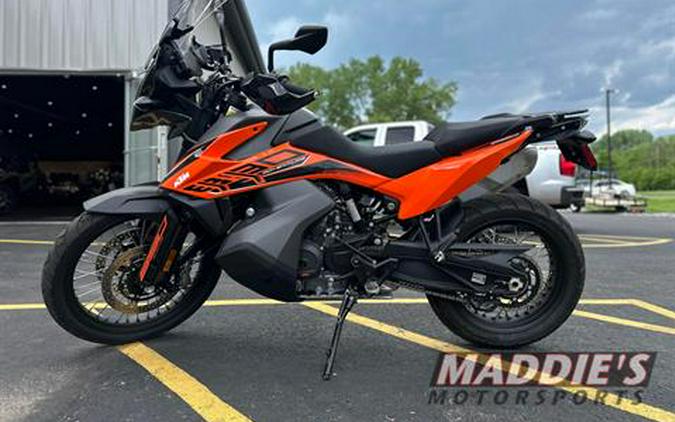 2022 KTM 890 Adventure