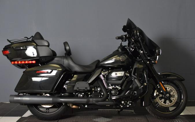 2023 Harley-Davidson Ultra Limited Vivid Black FLHTK