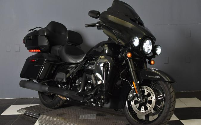 2023 Harley-Davidson Ultra Limited Vivid Black FLHTK