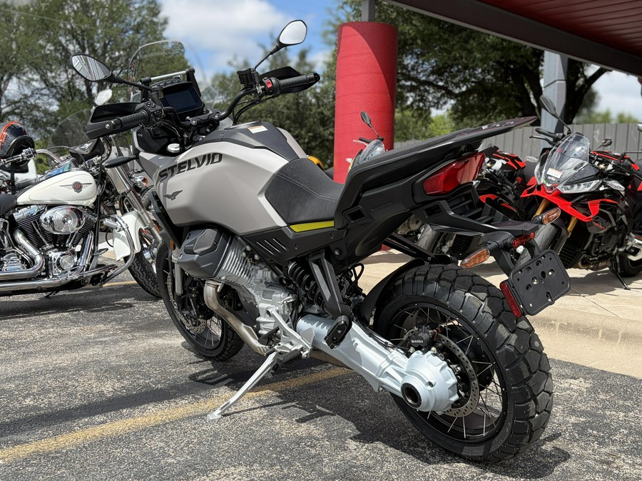 2027 Moto Guzzi Stelvio