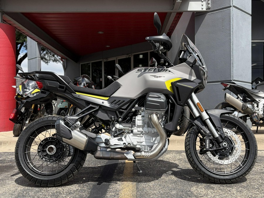2027 Moto Guzzi Stelvio