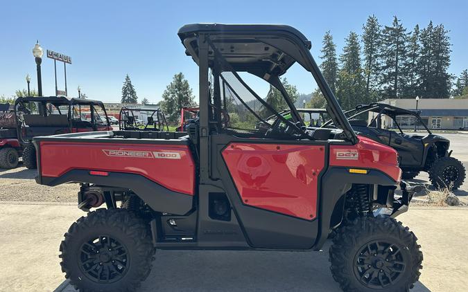 2026 Honda Pioneer 1000 Deluxe