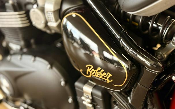 2022 Triumph Bonneville Bobber Gold Line