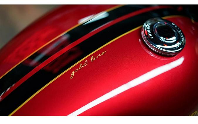 2022 Triumph Bonneville Bobber Gold Line