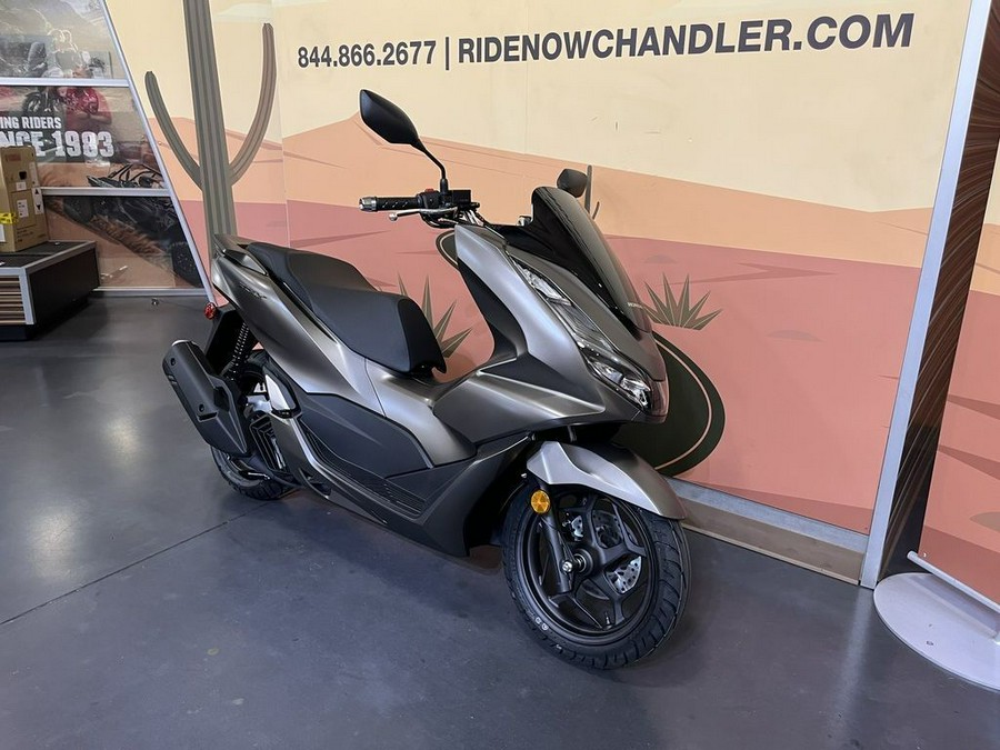 2023 Honda® PCX