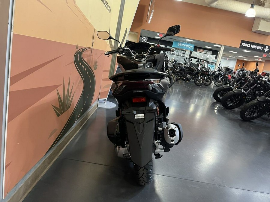 2023 Honda® PCX