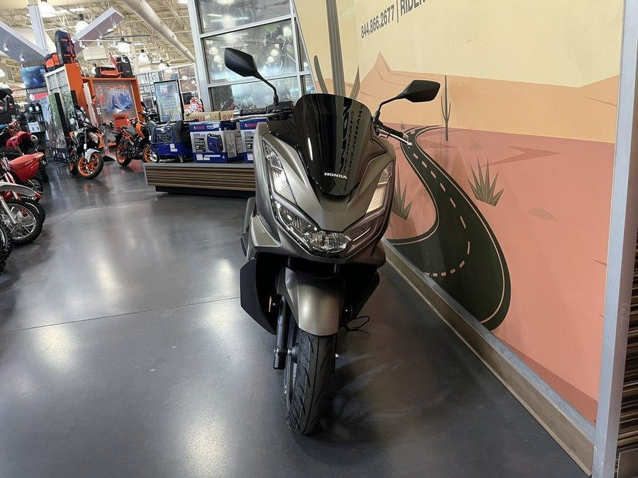 2023 Honda® PCX