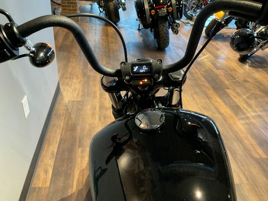 Harley-Davidson® Street Bob® 114 2024 FXBBS S18-24 VIVID BLACK